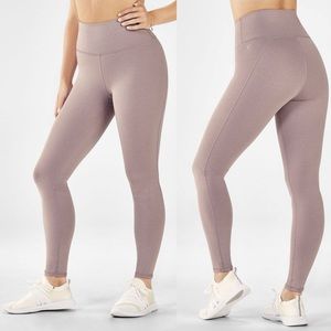 Fabletics High-Waisted Heathered 7/8 Leggings NWT Rosebloom/Haze Grey Size Large